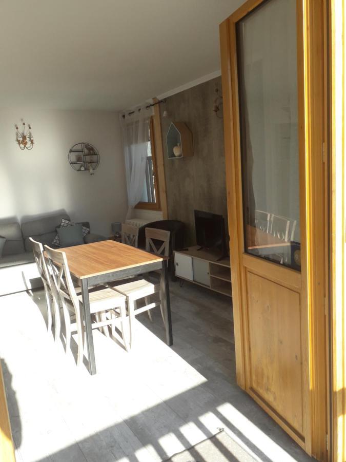 Enclos Savoyard Appartement Meuble 1Chambre 1 Canape Lits 3Personnes Grand-Aigueblanche ภายนอก รูปภาพ