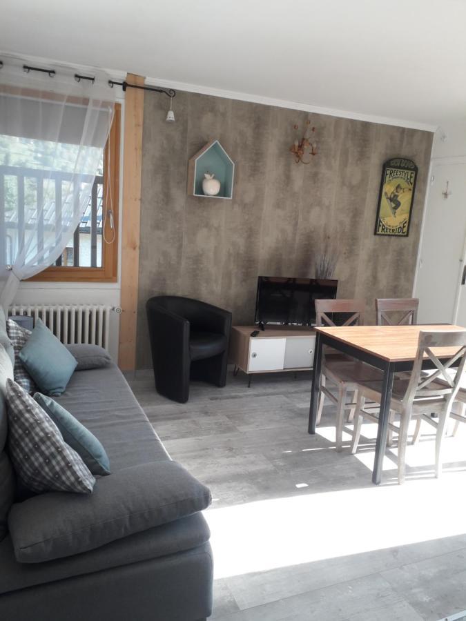 Enclos Savoyard Appartement Meuble 1Chambre 1 Canape Lits 3Personnes Grand-Aigueblanche ภายนอก รูปภาพ